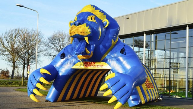 Spielertunnel RKC Waalwijk 